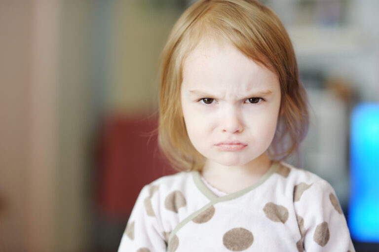 6 Positive Ways To Handle A Defiant Toddler