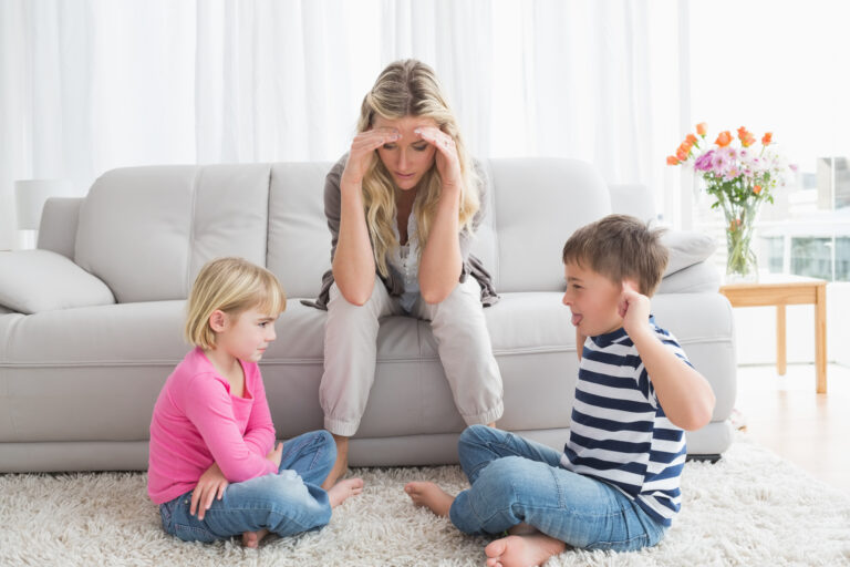 Here Are 5 Simple Ways to Reduce Sibling Rivalry
